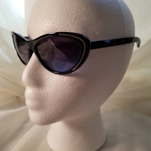 Chanel Sunglasses - Picture 13 of 13